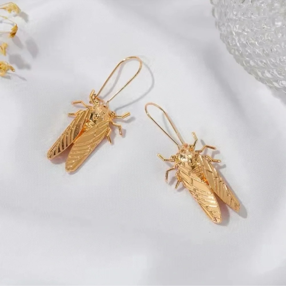 Vintage Egyptian Big Beetle Insect Bugs Earrings - Picture 4 of 16
